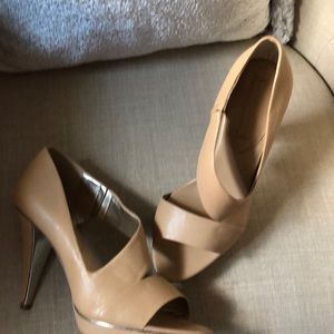 Brand new Banana Republic shoes